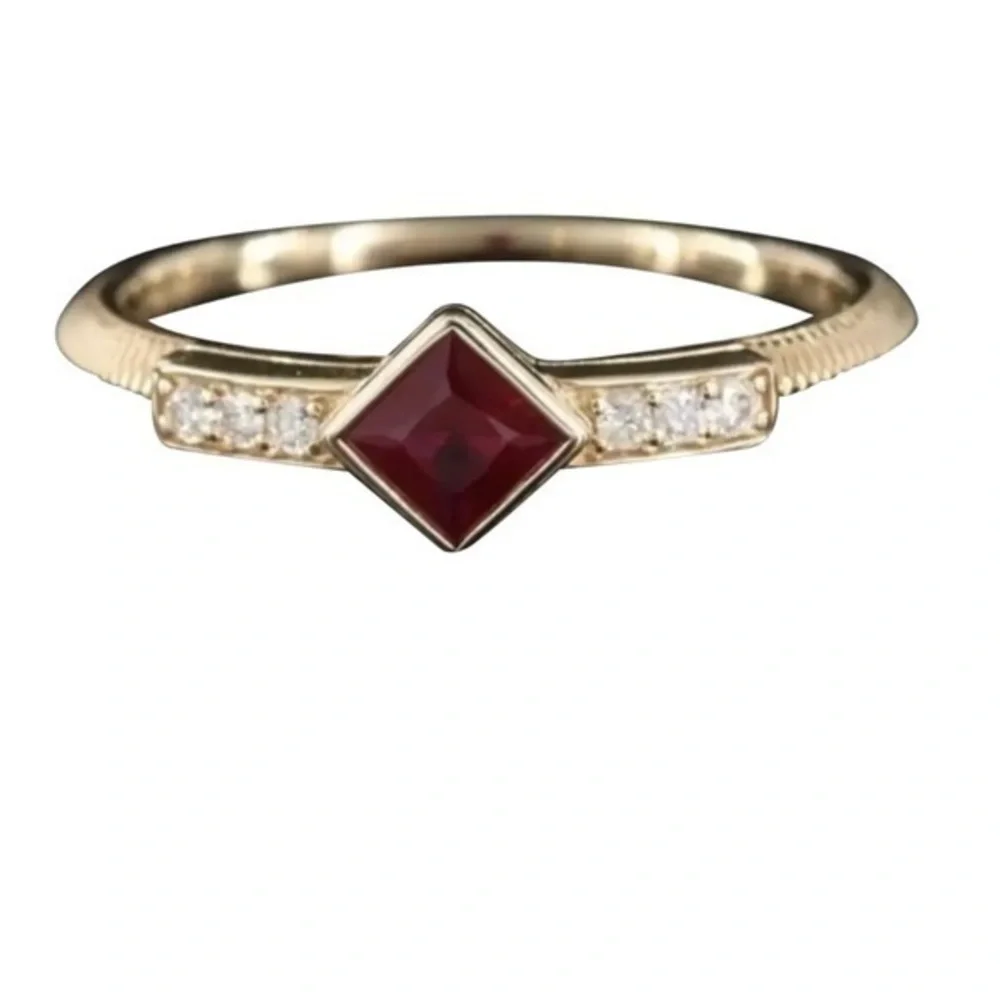 Judith Ripka Ruby Diamond 14k yellow gold ring